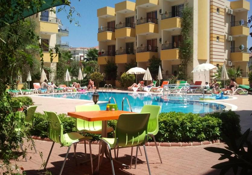 Summer Rose Hotel Side Exteriér fotografie
