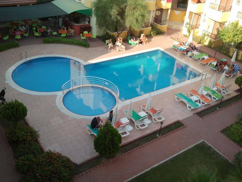 Summer Rose Hotel Side Exteriér fotografie