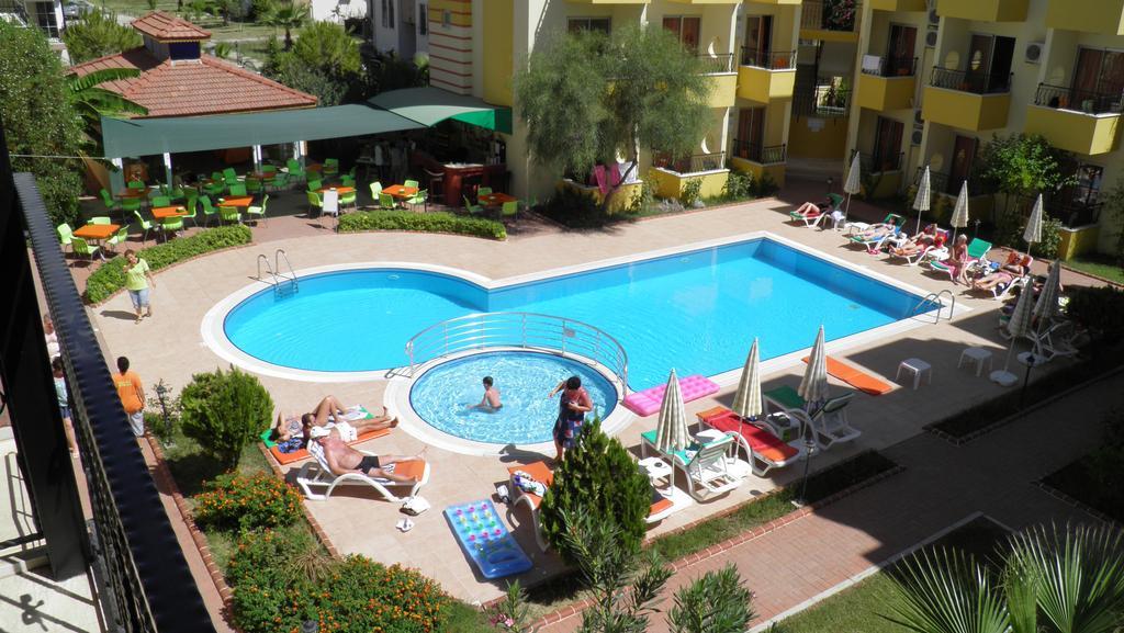 Summer Rose Hotel Side Exteriér fotografie